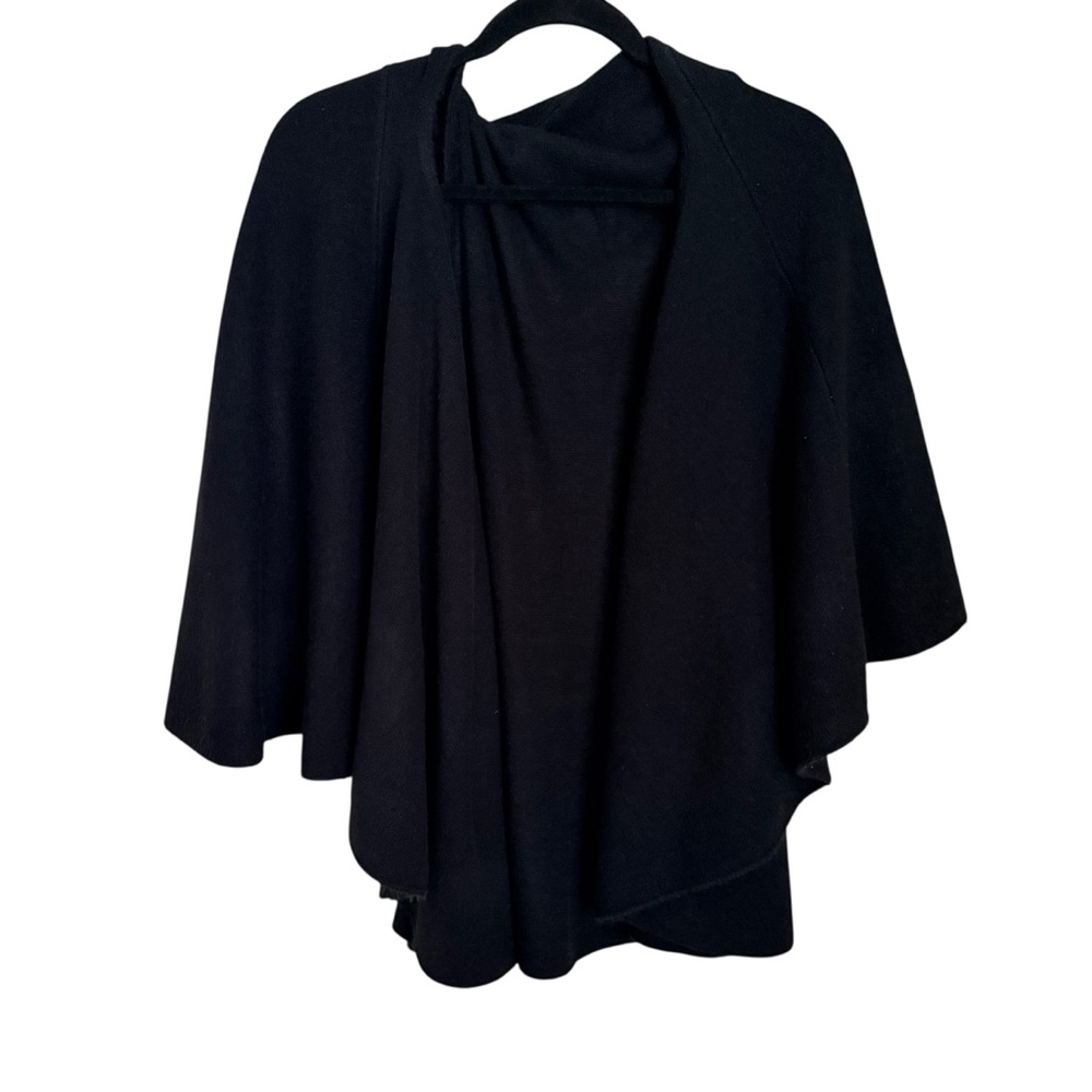 Black Knit Oval Cape Poncho Topper Asymmetrical Layered Hem One Size
